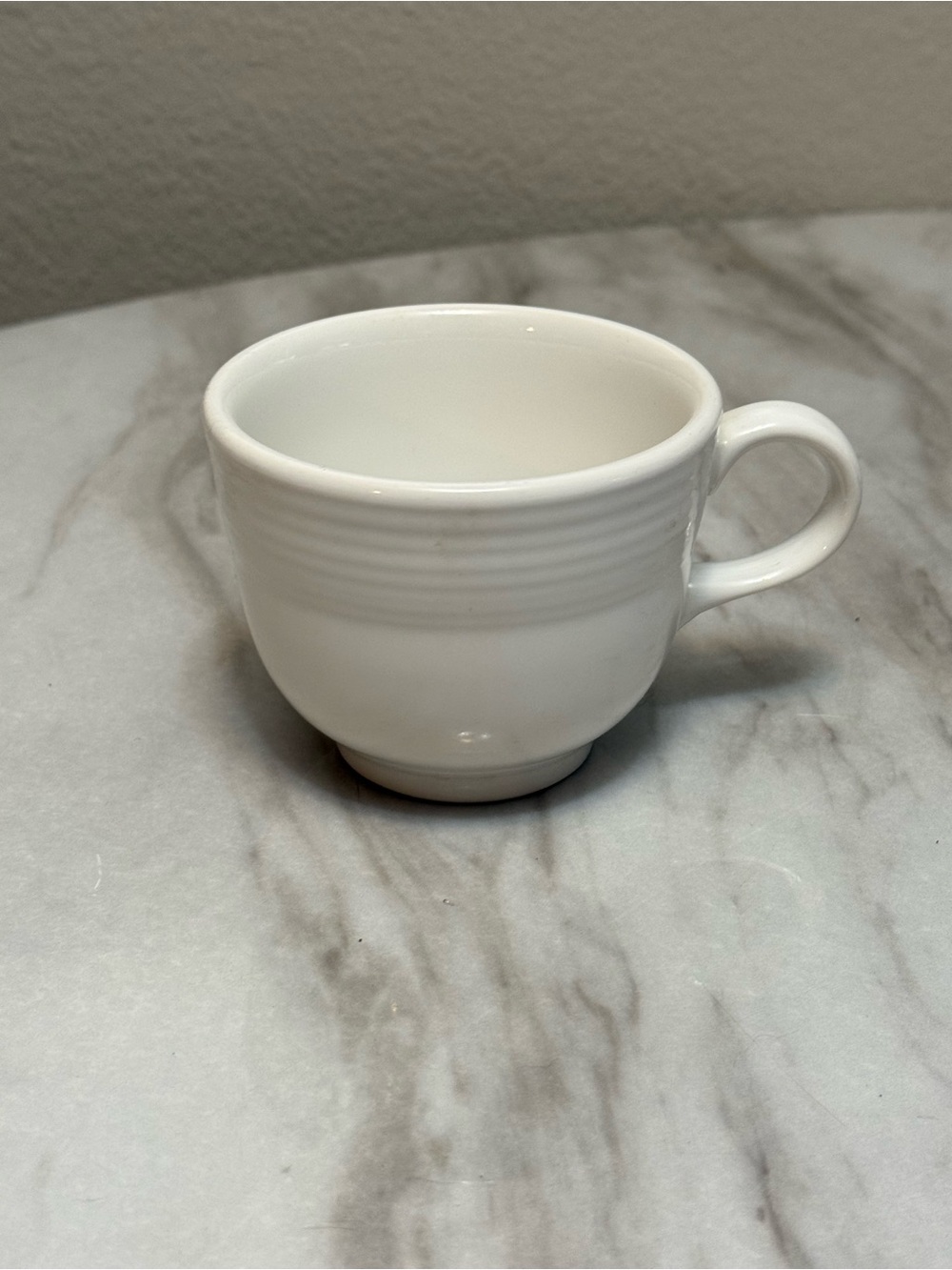 Fiesta White Ceramic Coffee Mug Lead Free 11 oz Round Solid L78
